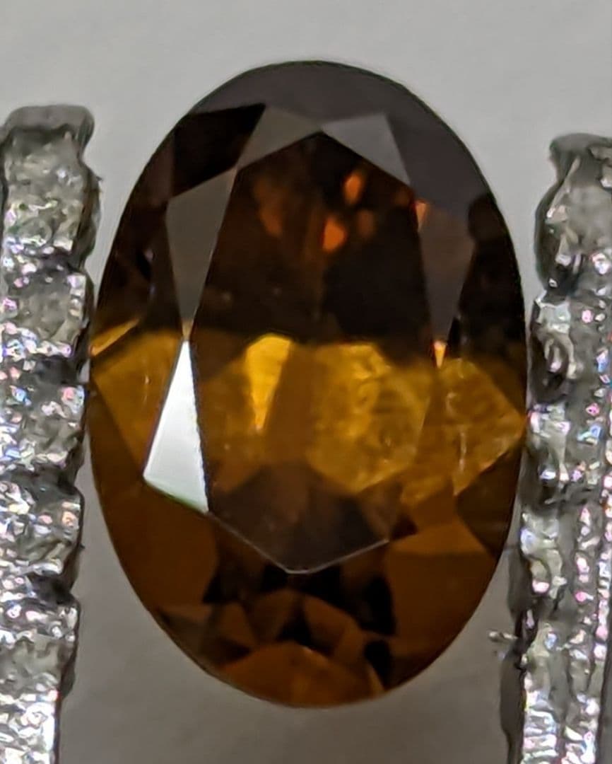 ハーツレンジ産 天然ジルコン 0.60ct ルース