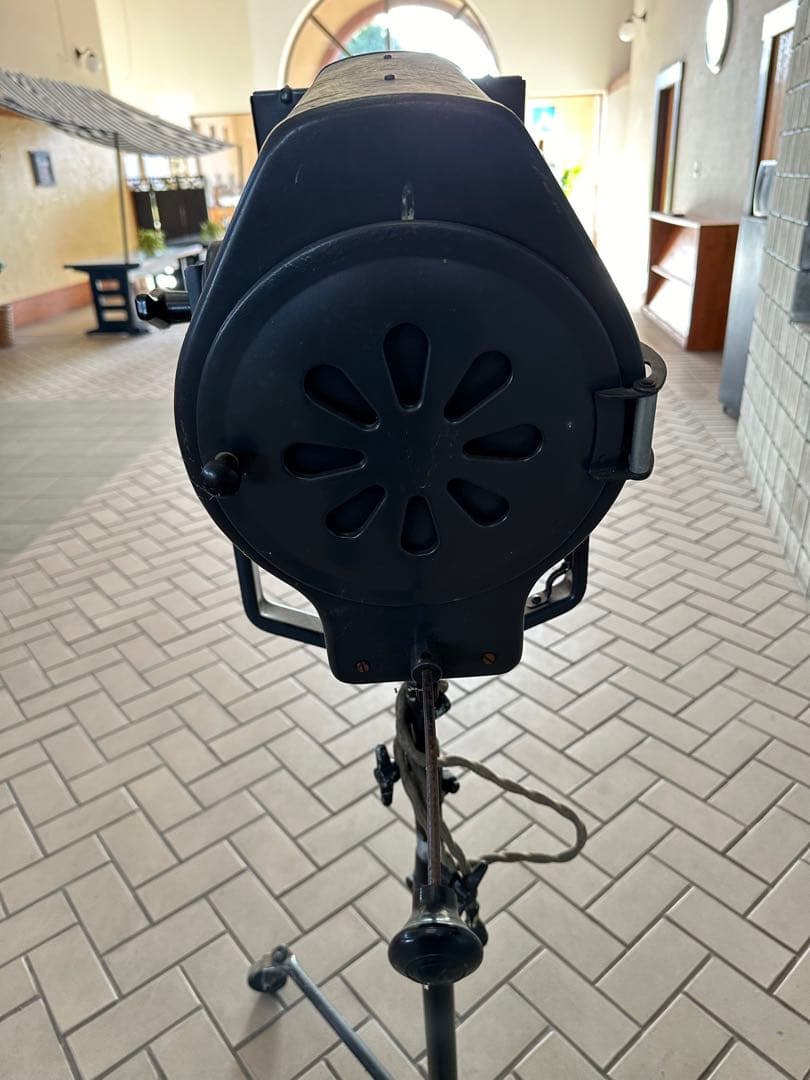 レトロスポットライト