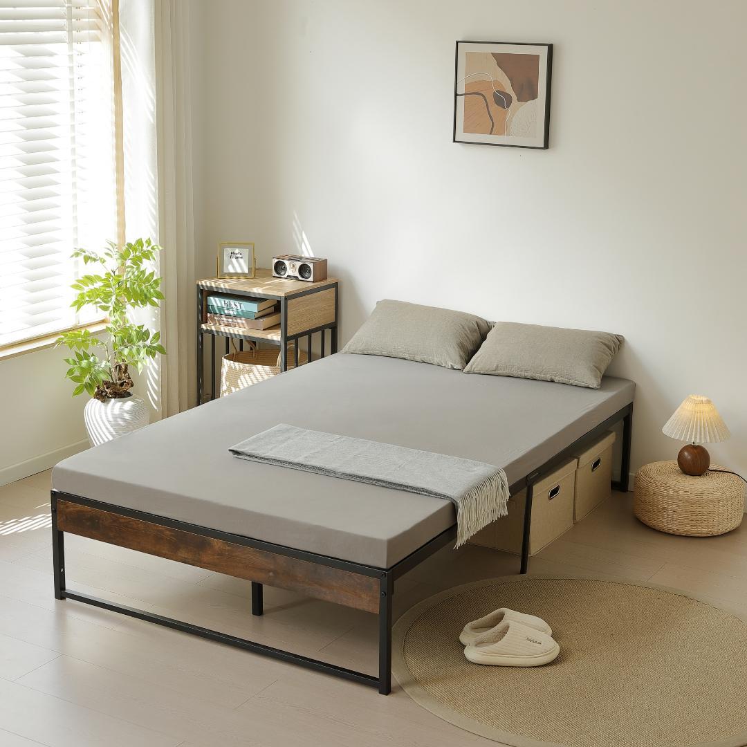 お得SALE！ベッドフレーム木製 パイプフレーム 【セミダブル SD】BLACK