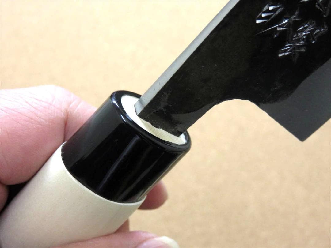 関の刃物 三徳包丁 180mm 黒打 青紙2号 軟鉄 魚 肉切 口金付 万能包丁