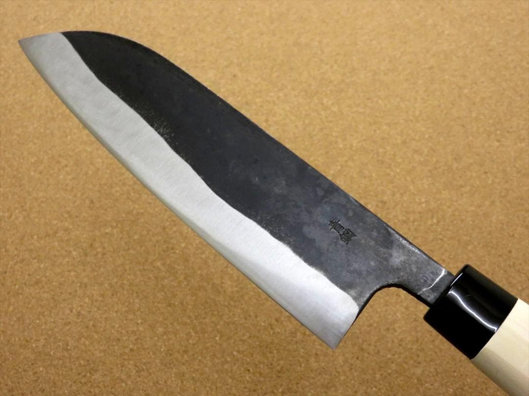 関の刃物 三徳包丁 180mm 黒打 青紙2号 軟鉄 魚 肉切 口金付 万能包丁