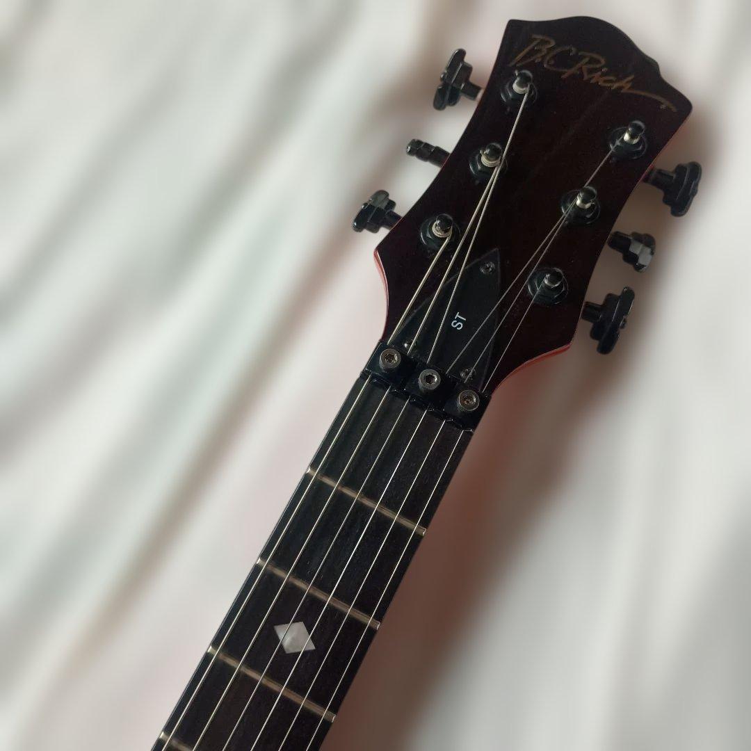 ギター B.C.Rich Mockingbird-ST HoneyBurst