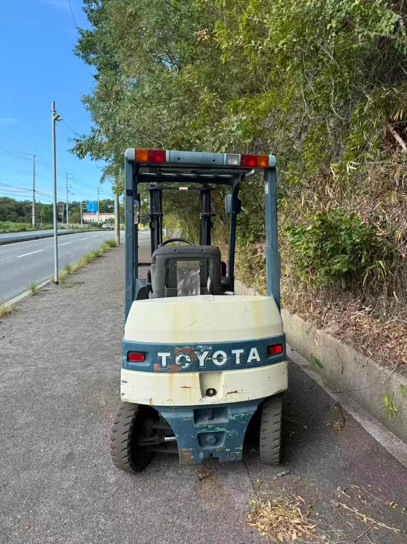 7FBL15フォークリフトバツテりー車揚高3000mm1.5T(A355）