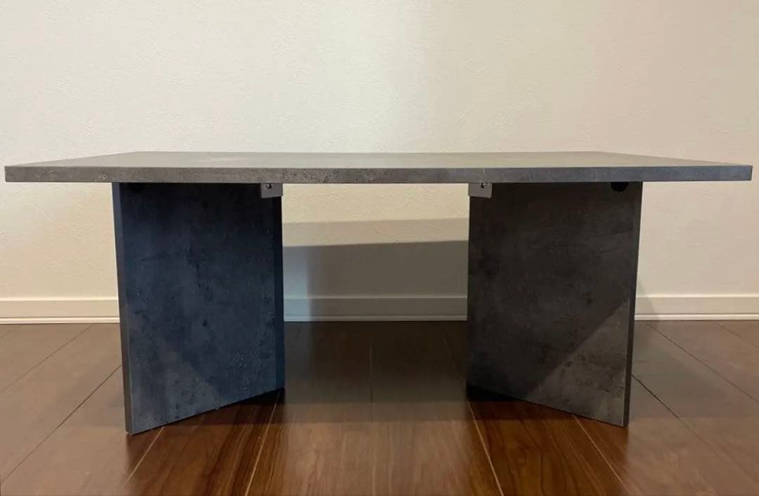 キッチンハウスグラフテクト製ローテーブル　ベトングレー