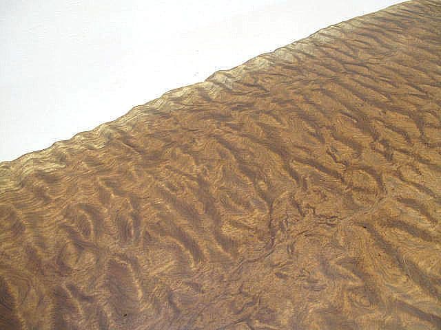 ブビンガ一枚板 センターテーブル 　 虎杢 リップル杢 座卓　銘木