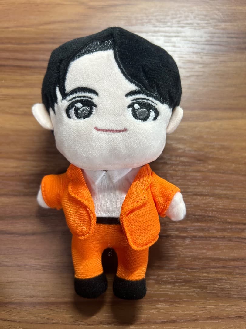 超特急 ハル ぬいぐるみ - メルカリ