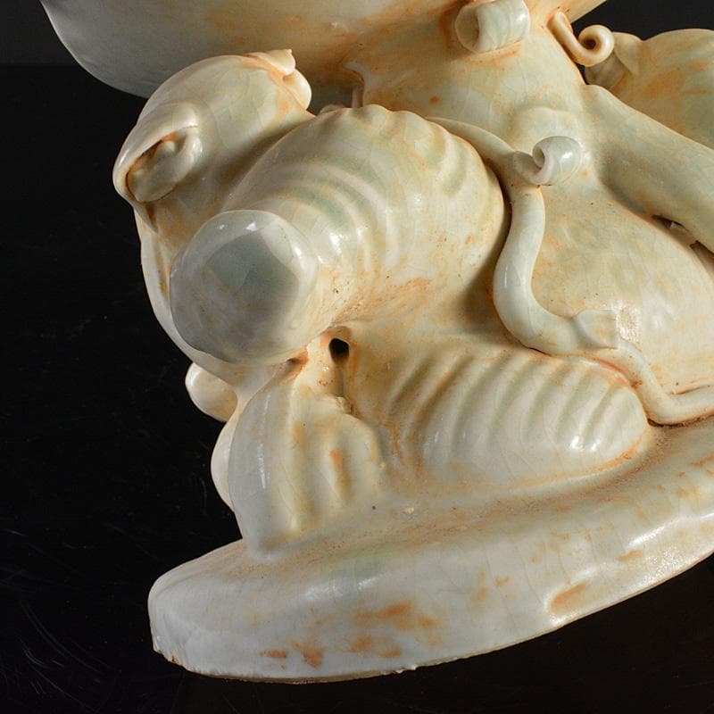 中国 粉青釉 蓮に唐子 枕 置物 V R6278 - メルカリ