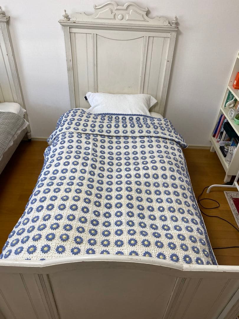 モチーフ編みマルチカバー　大判サイズ