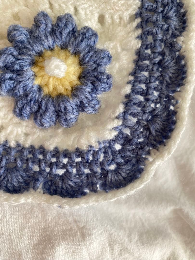 モチーフ編みマルチカバー　大判サイズ