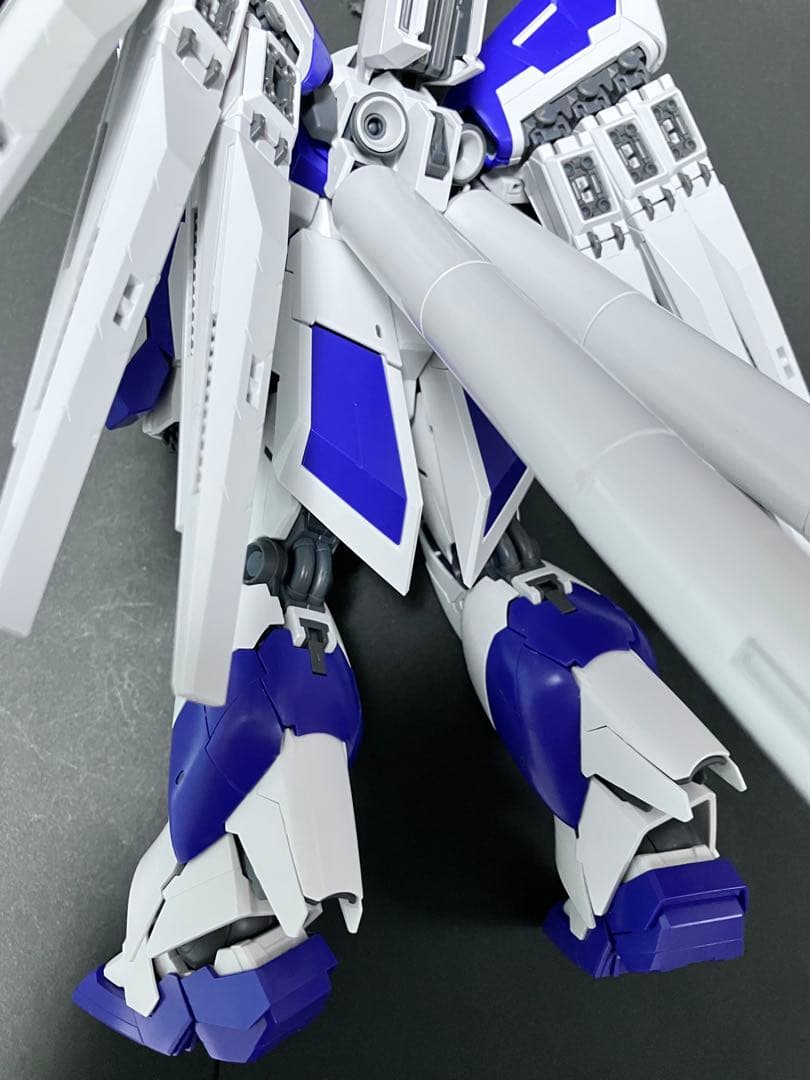 MG 1/100 Hi-νガンダム Ver ka 組立済み完成品 ジャンク - メルカリ