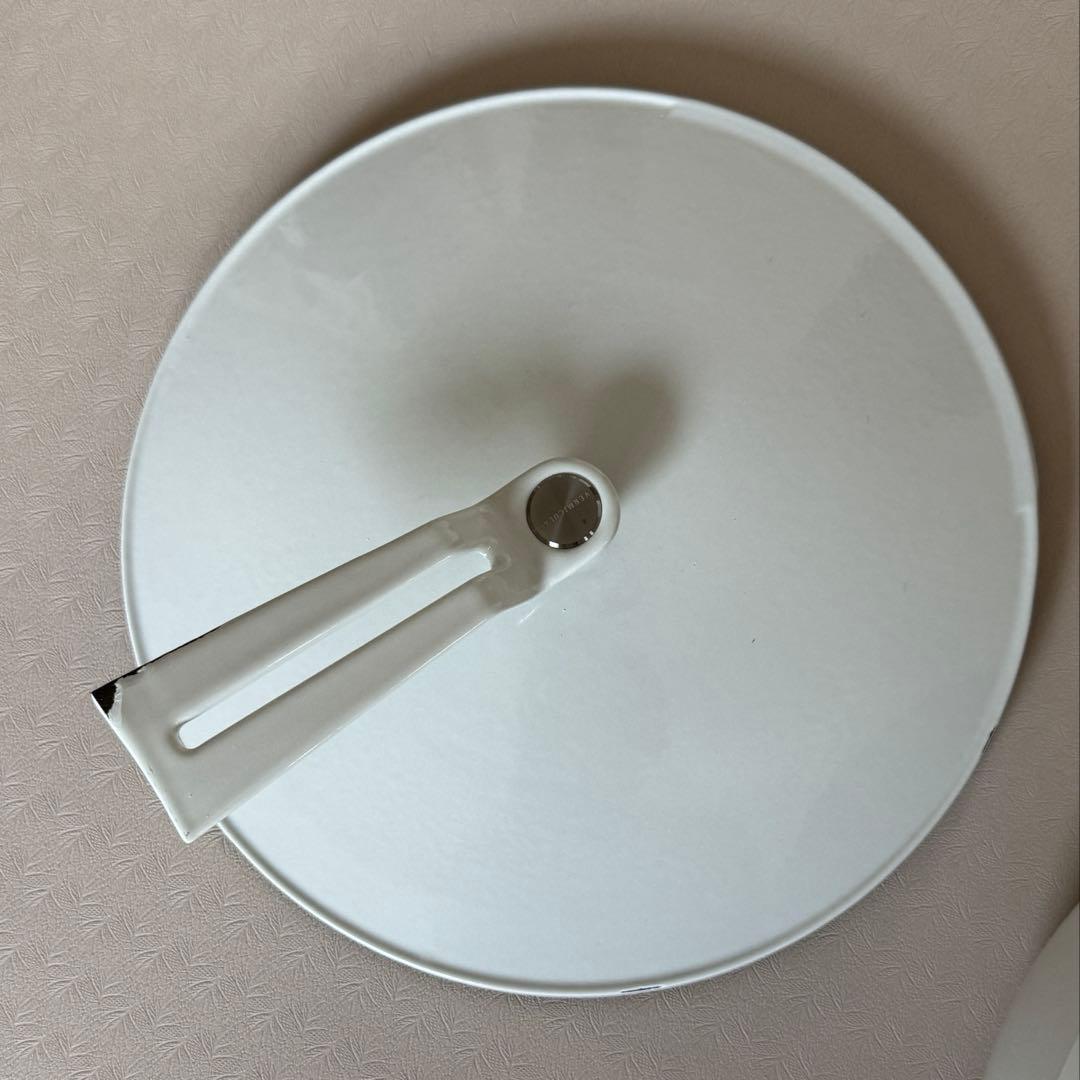 バーミキュラ　オーブンポット2　26cm　ホワイト