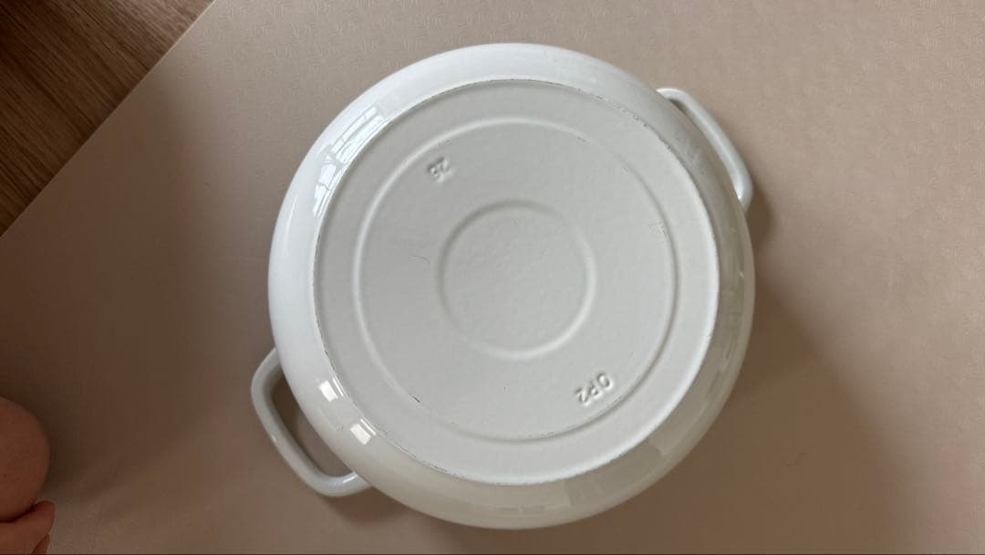 バーミキュラ　オーブンポット2　26cm　ホワイト