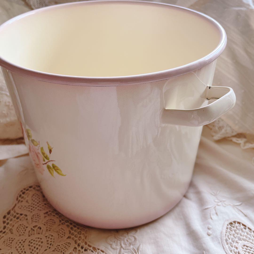 お値下げ♡イマンダイアナローズホーローライスキャニスター缶マニー薔薇アンティーク