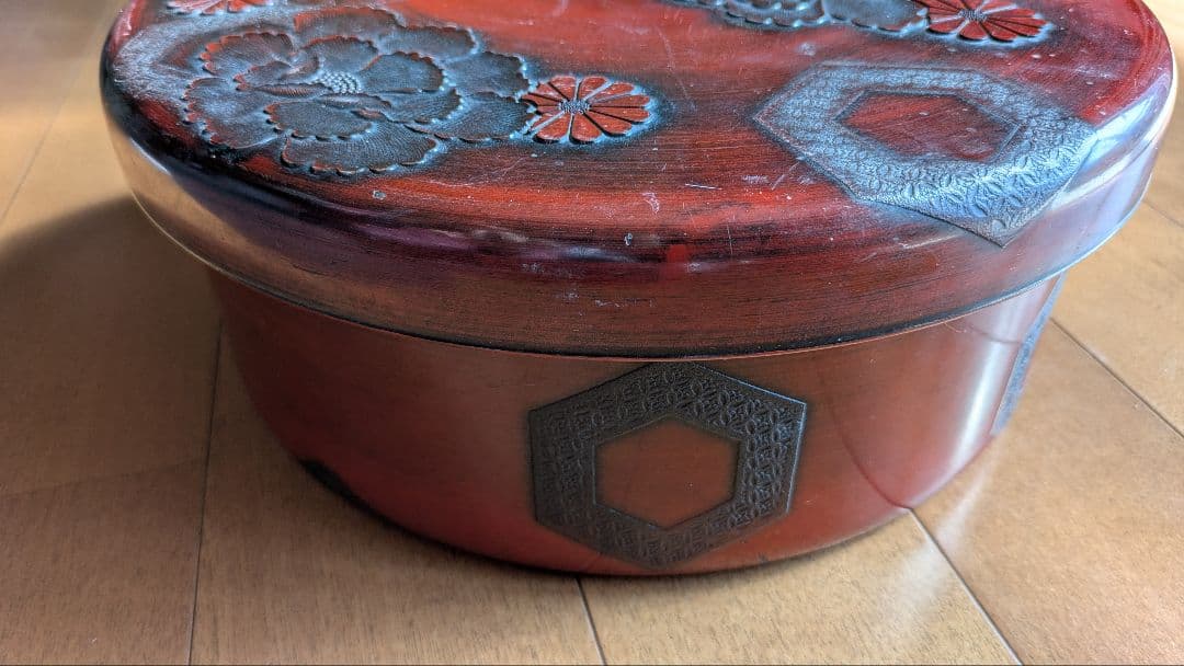 ★茶びつ 菊亀甲柄（縁起のいい格式高い柄）の組み合わせ