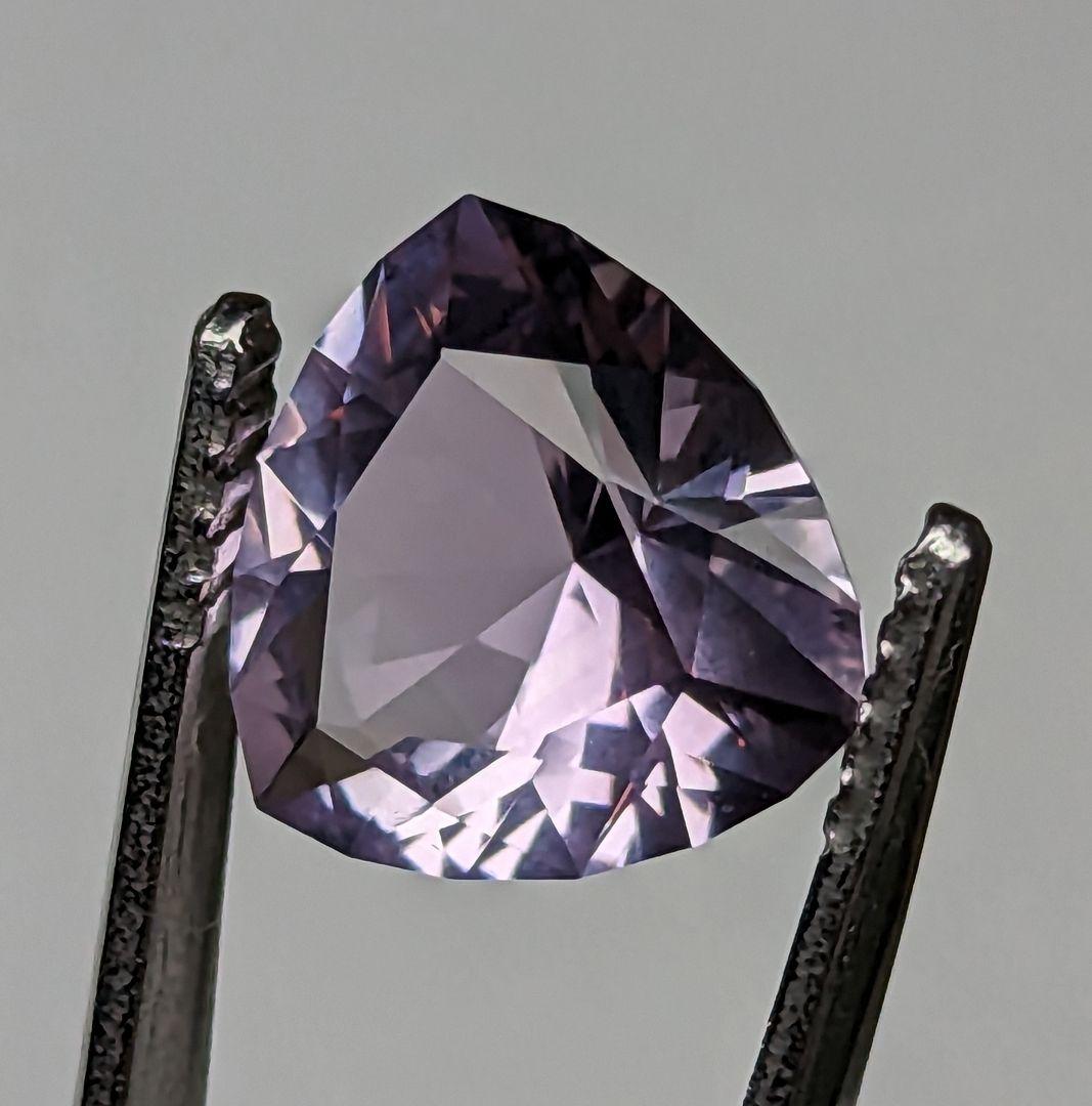 【天然石】アメジスト 2.84ct ミディアムカラー ルース