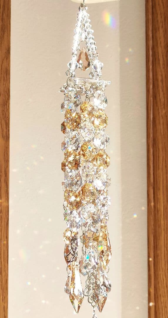 スワロフスキー✨️スクエアサンキャッチャー✨️ゴールデンシャドー