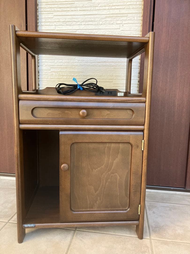 ◉カリモク◉木製サイドキャビネット 電話台 コンセント付 収納家具