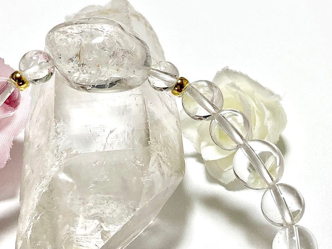 究極品質　秘蔵放出　国産山梨水晶のオリジナルデザインの神ブレス　〜龍神邂逅〜