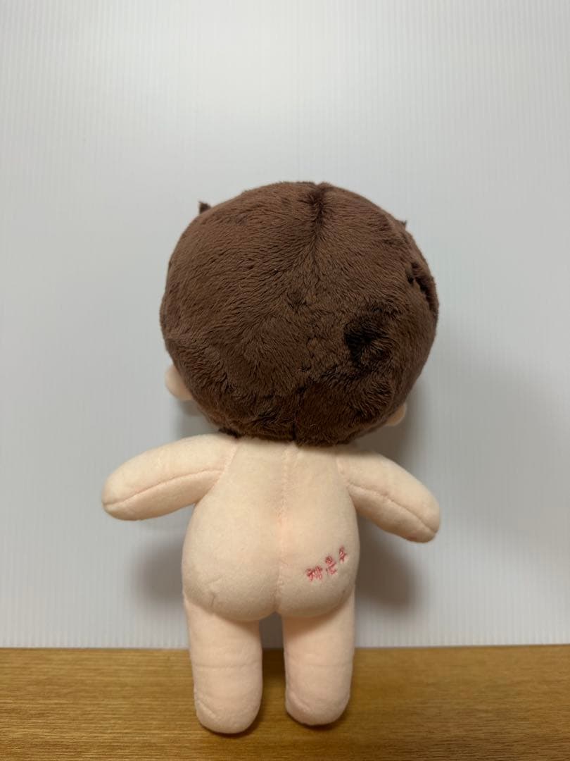 チャウヌぬいぐるみ 20cm ベージュスーツ付き マスター - メルカリ