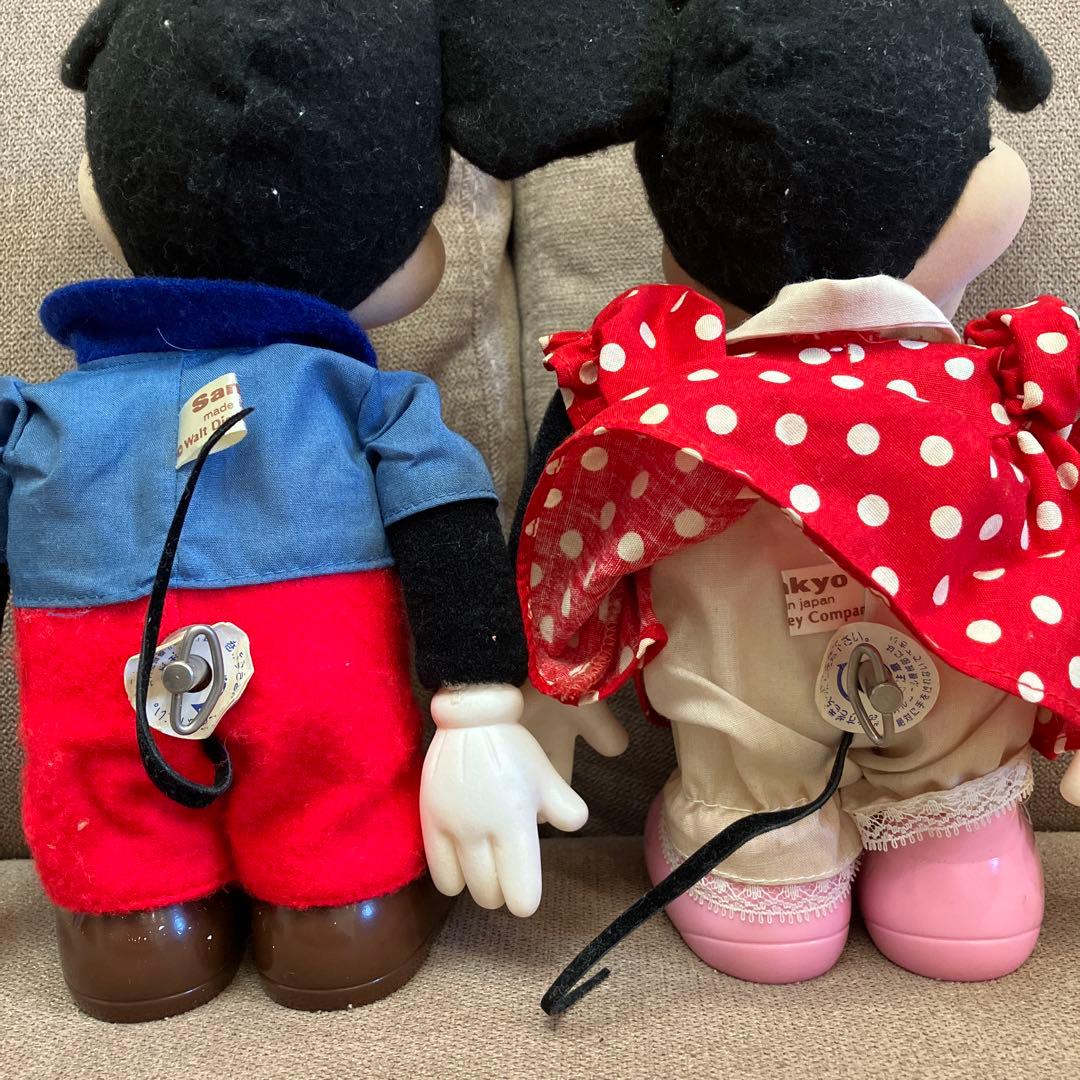 昭和レトロ ミッキーミニーの首振りオルゴールの人形 - メルカリ