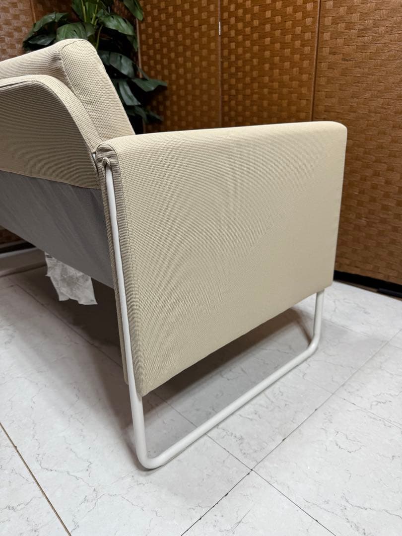 IKEA VACKERBY ヴァッケルビー 2人掛けソファ - メルカリ