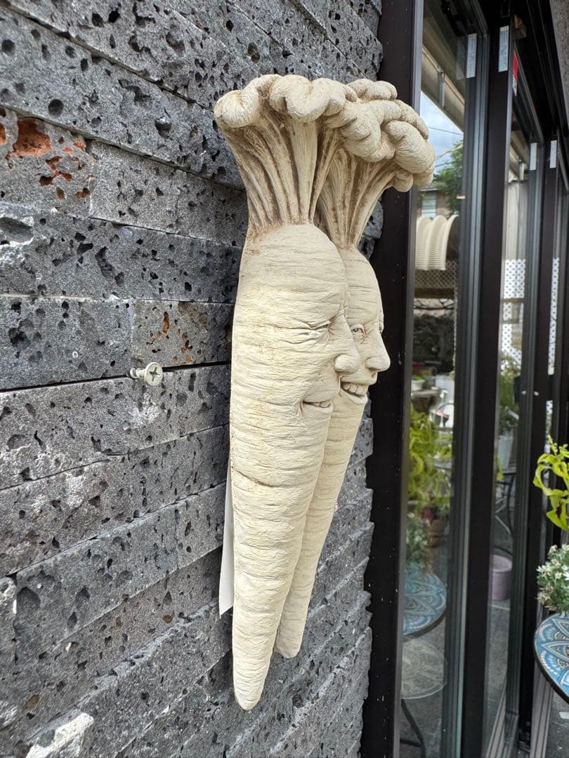 にんじん　ペア　ライムストーン　オブジェ　USA 壁掛け