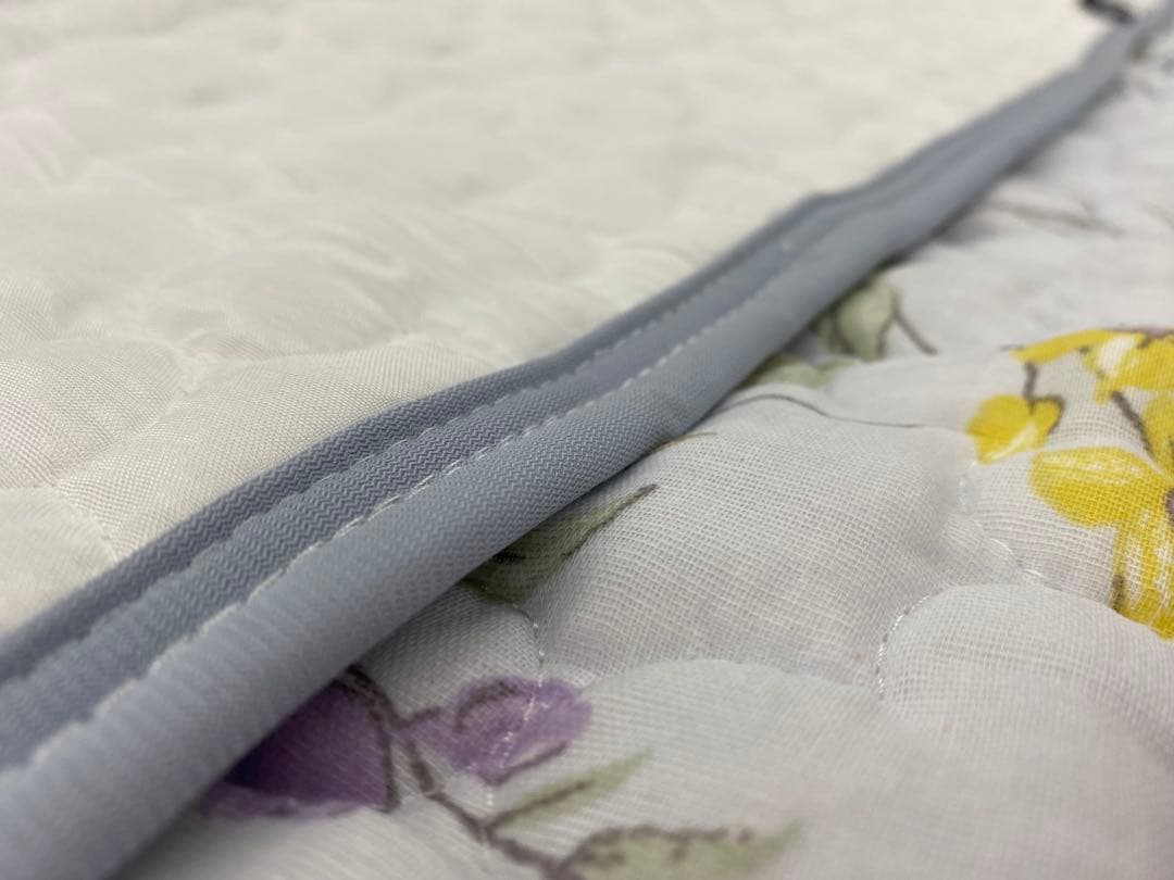 ロマンス　２重ガーゼ敷パッド・V &A・綿１００%・オールシーズン対応・シングル