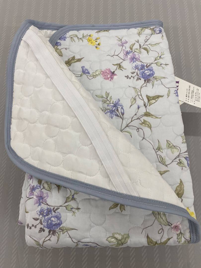 ロマンス　２重ガーゼ敷パッド・V &A・綿１００%・オールシーズン対応・シングル