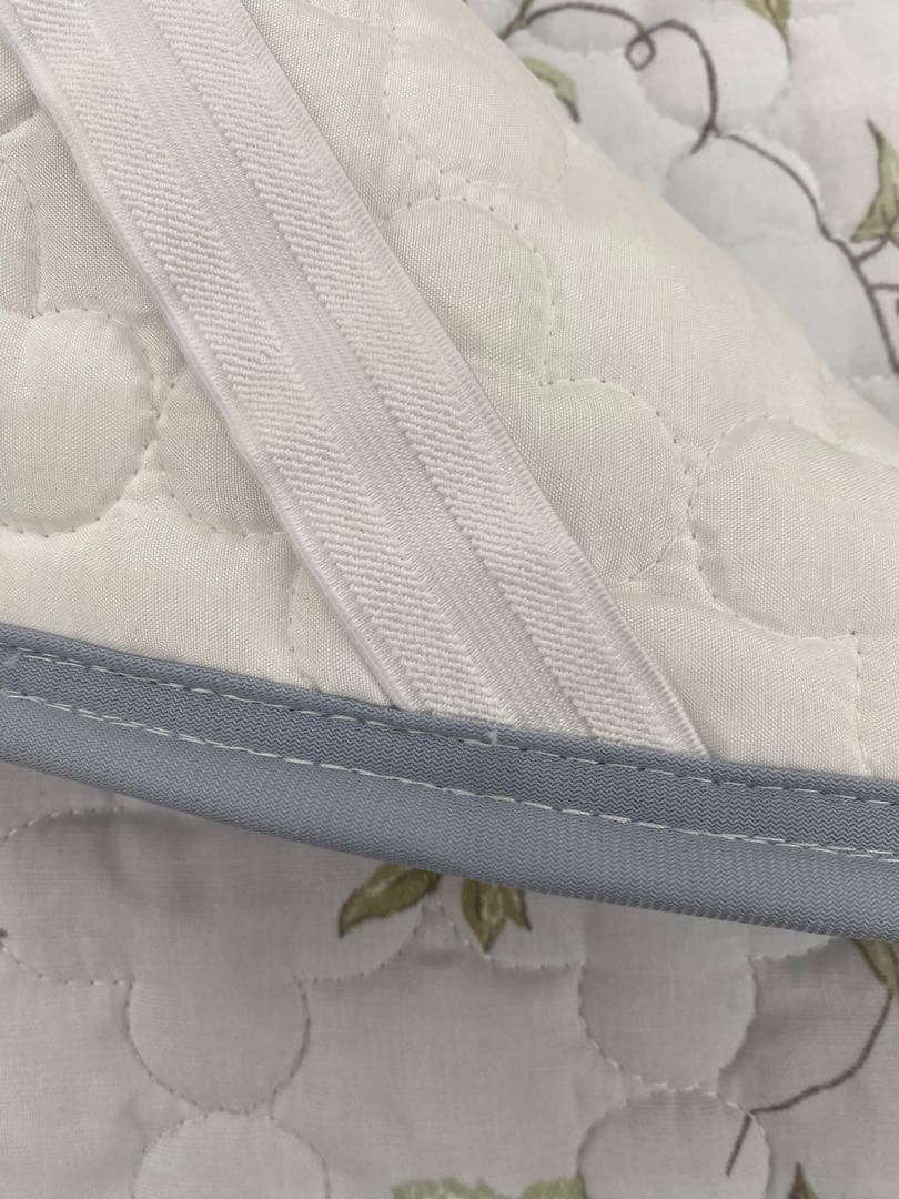 ロマンス　２重ガーゼ敷パッド・V &A・綿１００%・オールシーズン対応・シングル