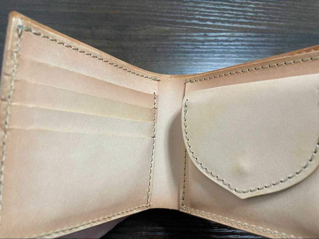 ポルコロッソ　2つ折り財布　ルガトショルダー