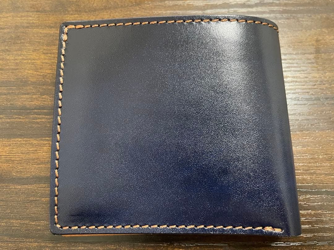 ポルコロッソ　2つ折り財布　ルガトショルダー