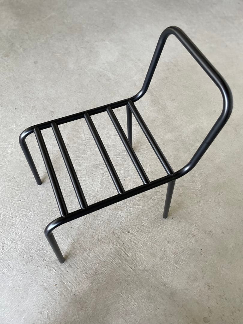 【 Comme des Garçons コムデギャルソン チェアNo.8 】