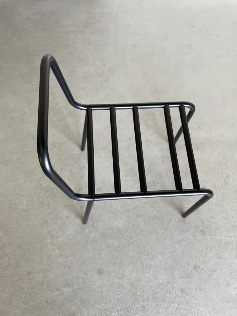 【 Comme des Garçons コムデギャルソン チェアNo.8 】