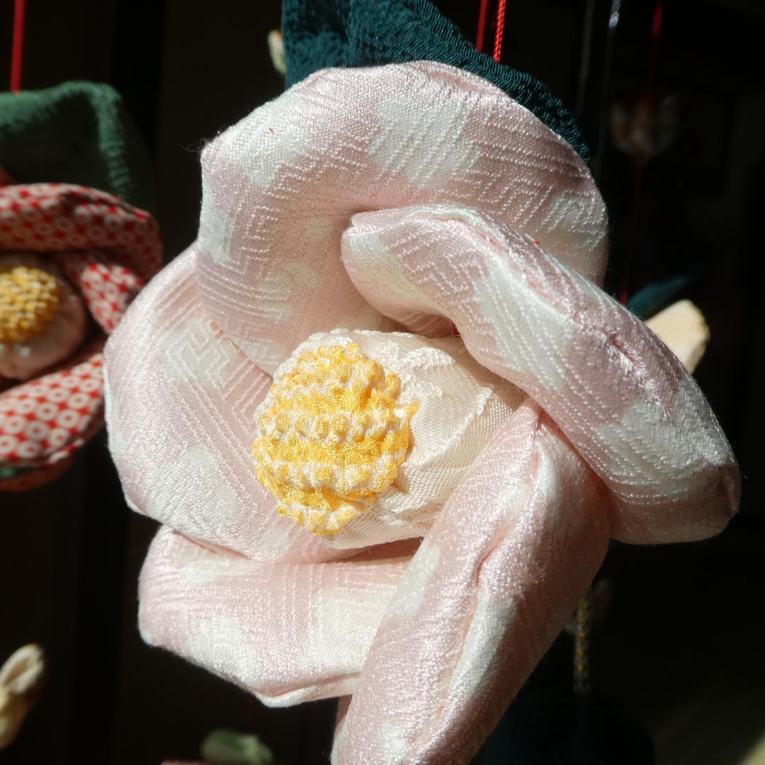 古布 正絹 吊るし椿 錦紗縮緬 ピンク 桃色 疋田模様 さげもん