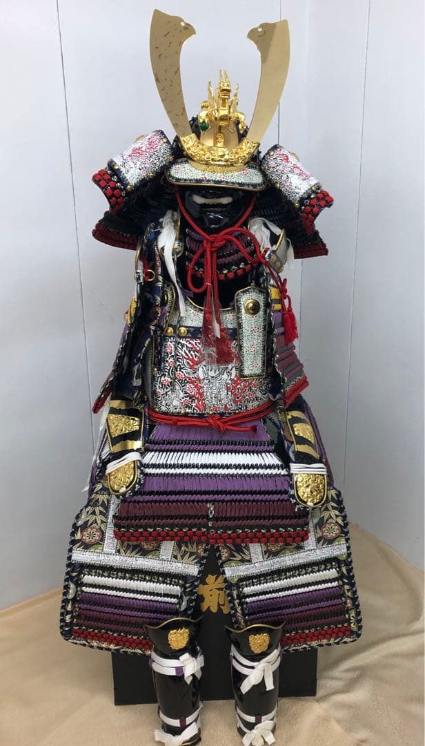 五月人形　 着用鎧　本仕立て　紫裾濃鎧　美術工芸品　子供用