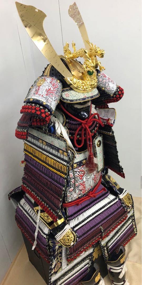 五月人形　 着用鎧　本仕立て　紫裾濃鎧　美術工芸品　子供用