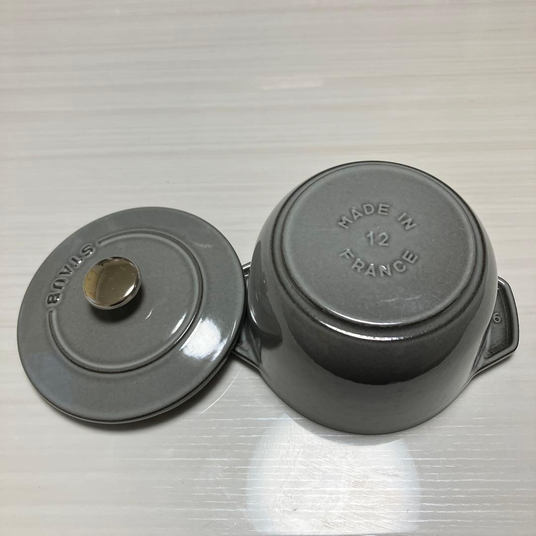 ストウブ鍋　ゴハンSサイズ