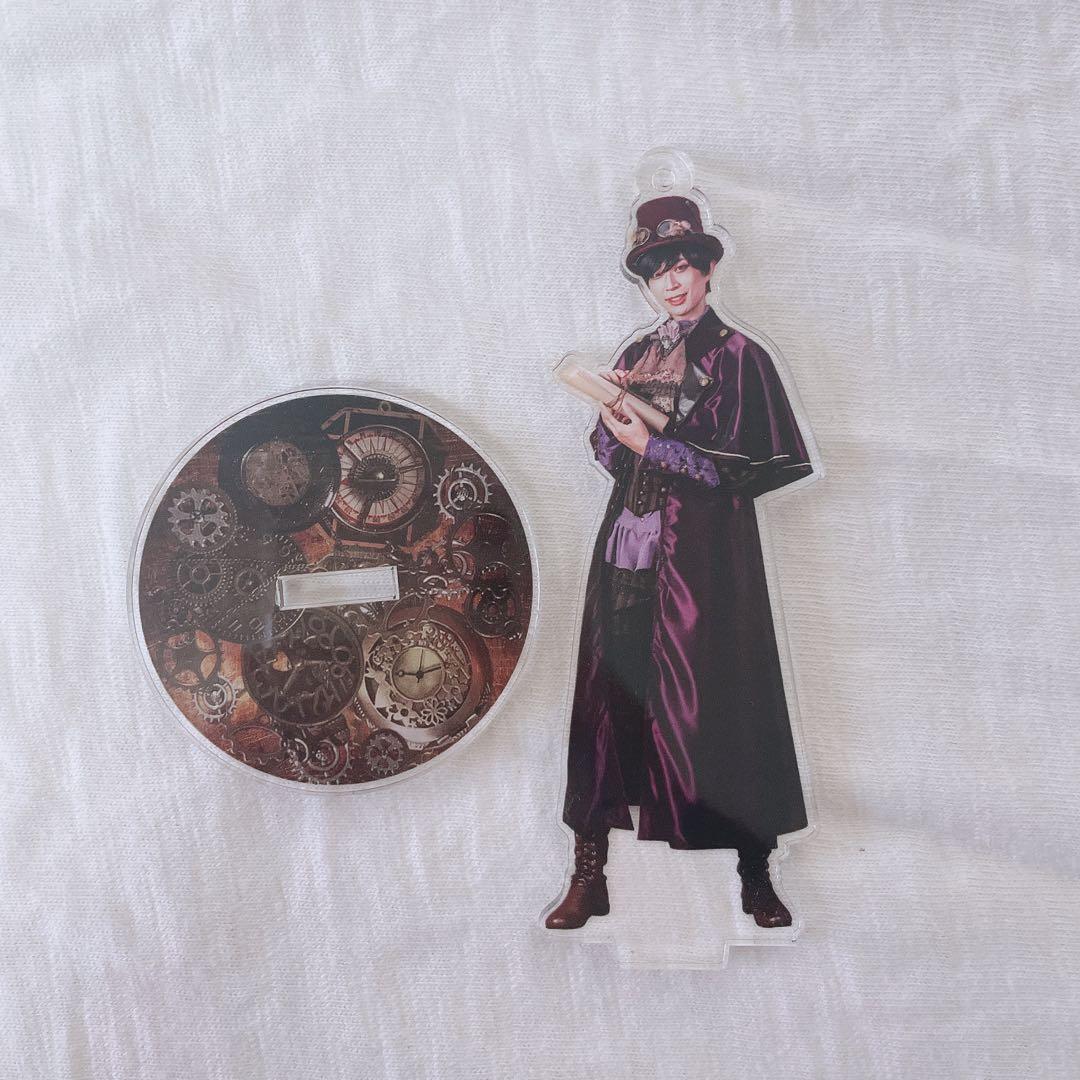 パンダドラゴン なるき アクリルスタンド - メルカリ