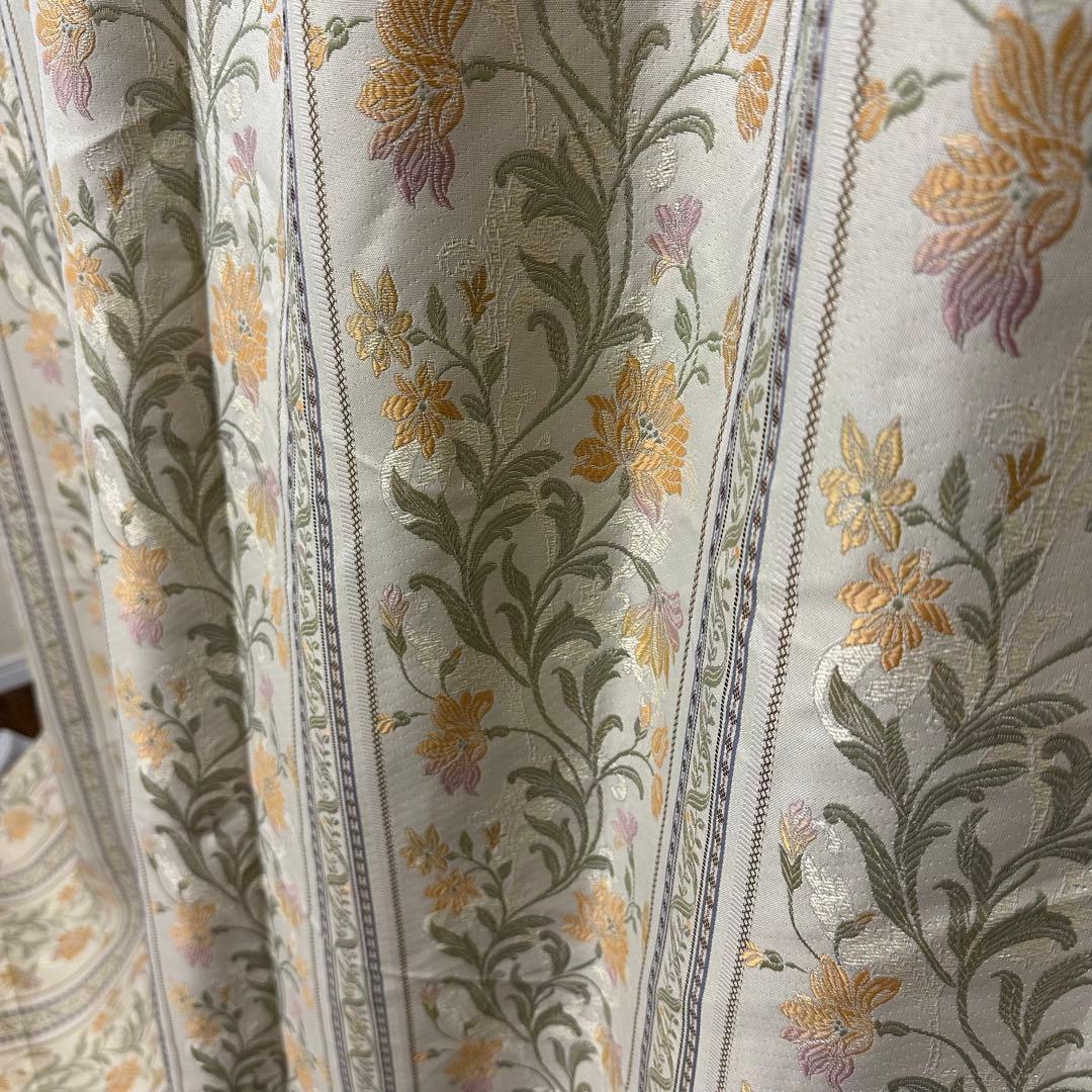 カーテン　幅125cm×丈220cm 2枚 ジャガード