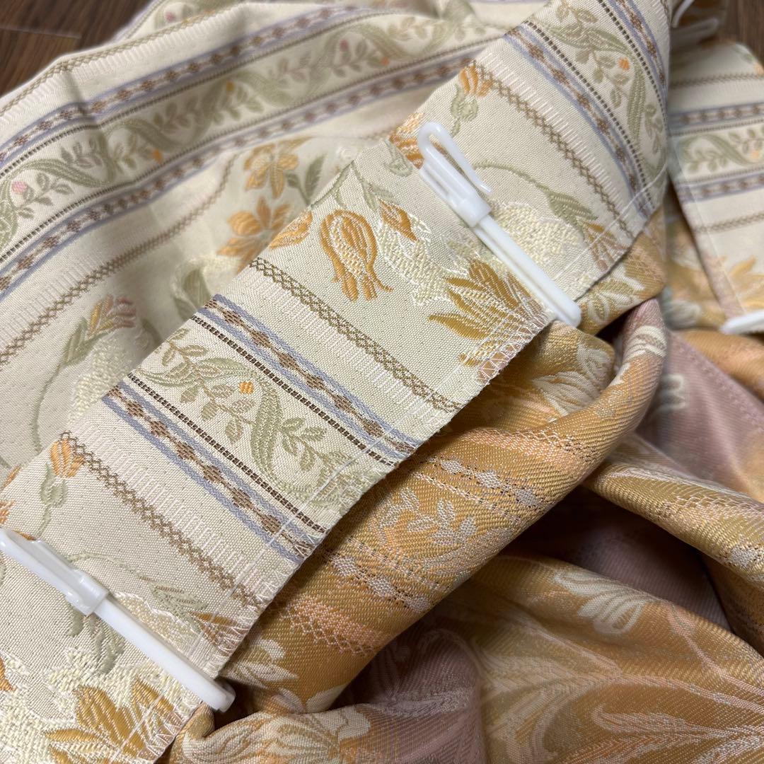 カーテン　幅125cm×丈220cm 2枚 ジャガード