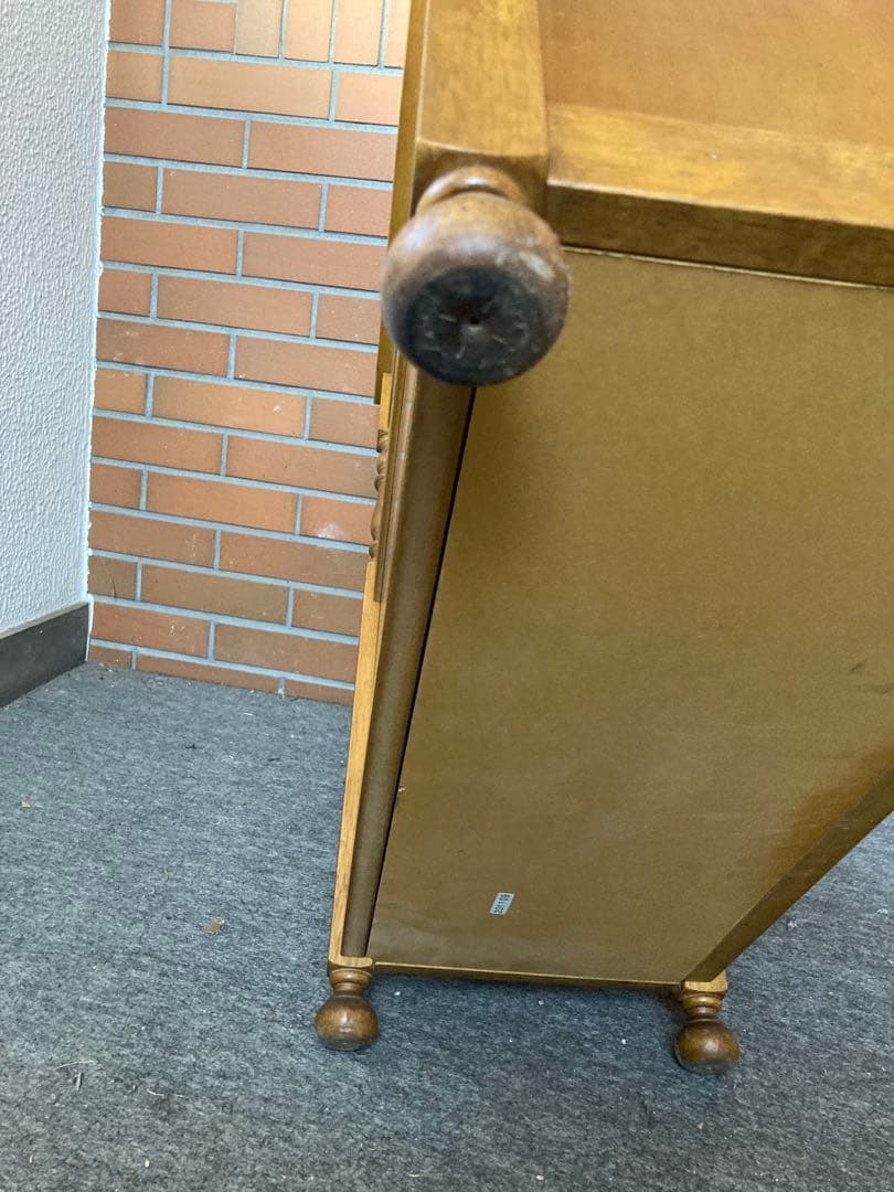 カリモク　キャビネット　チェスト　アンティーク調　ヴィンテージ　花台　電話台