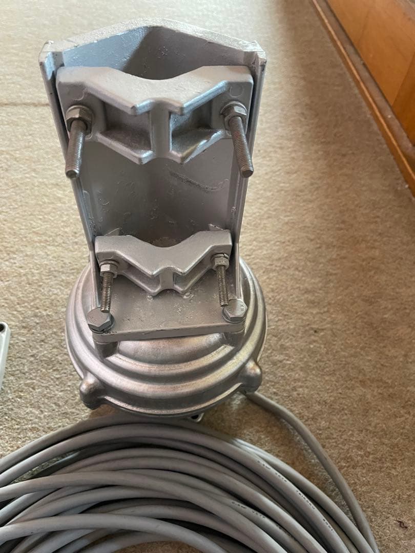 良品整備済 ローテーター エモテータ 102LB マストクランプ等セット一式