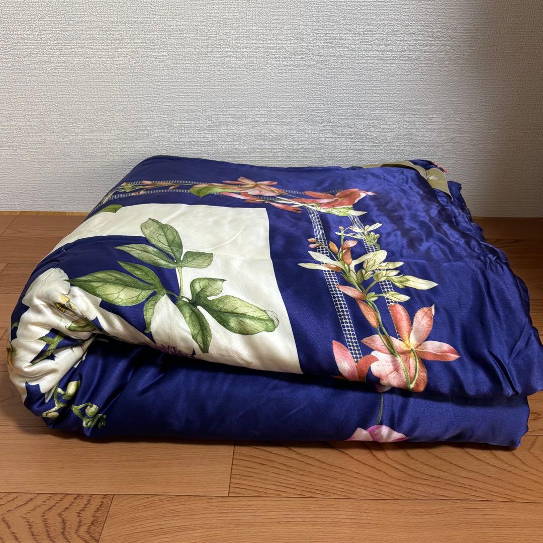 西川　高級真綿ふとん　絹100% 150×210㎝　1.0kg シルク