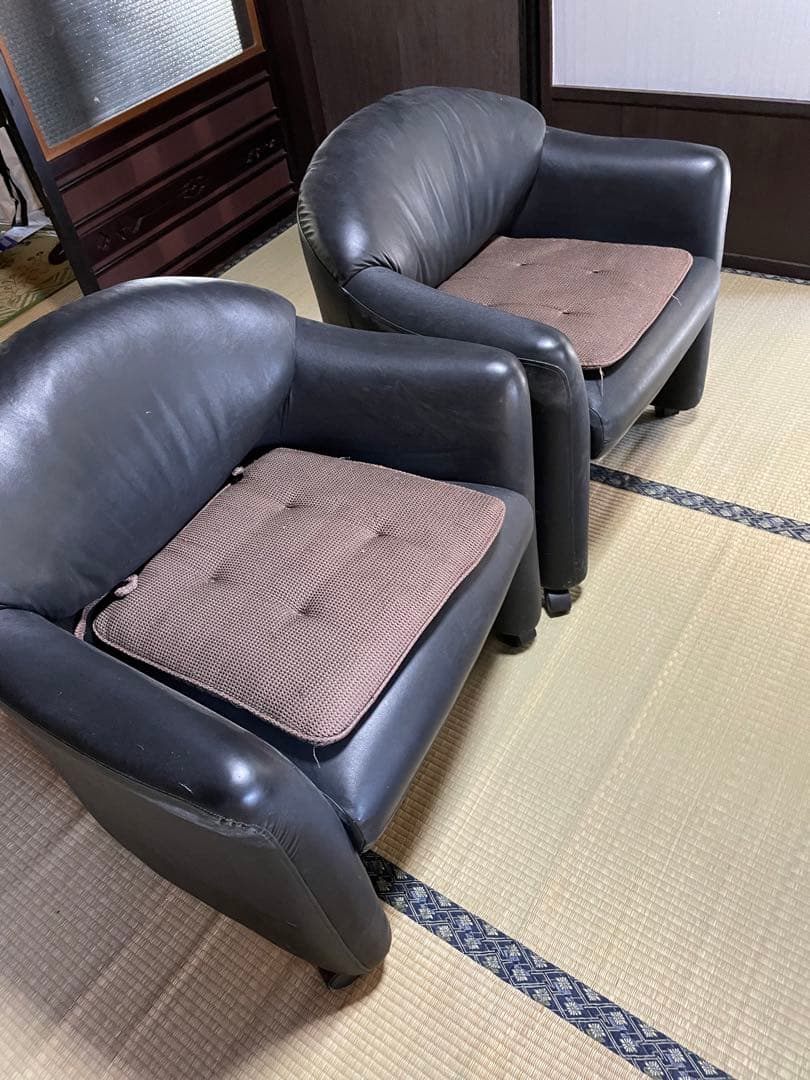 イス4脚とテーブル　関西　中部限定