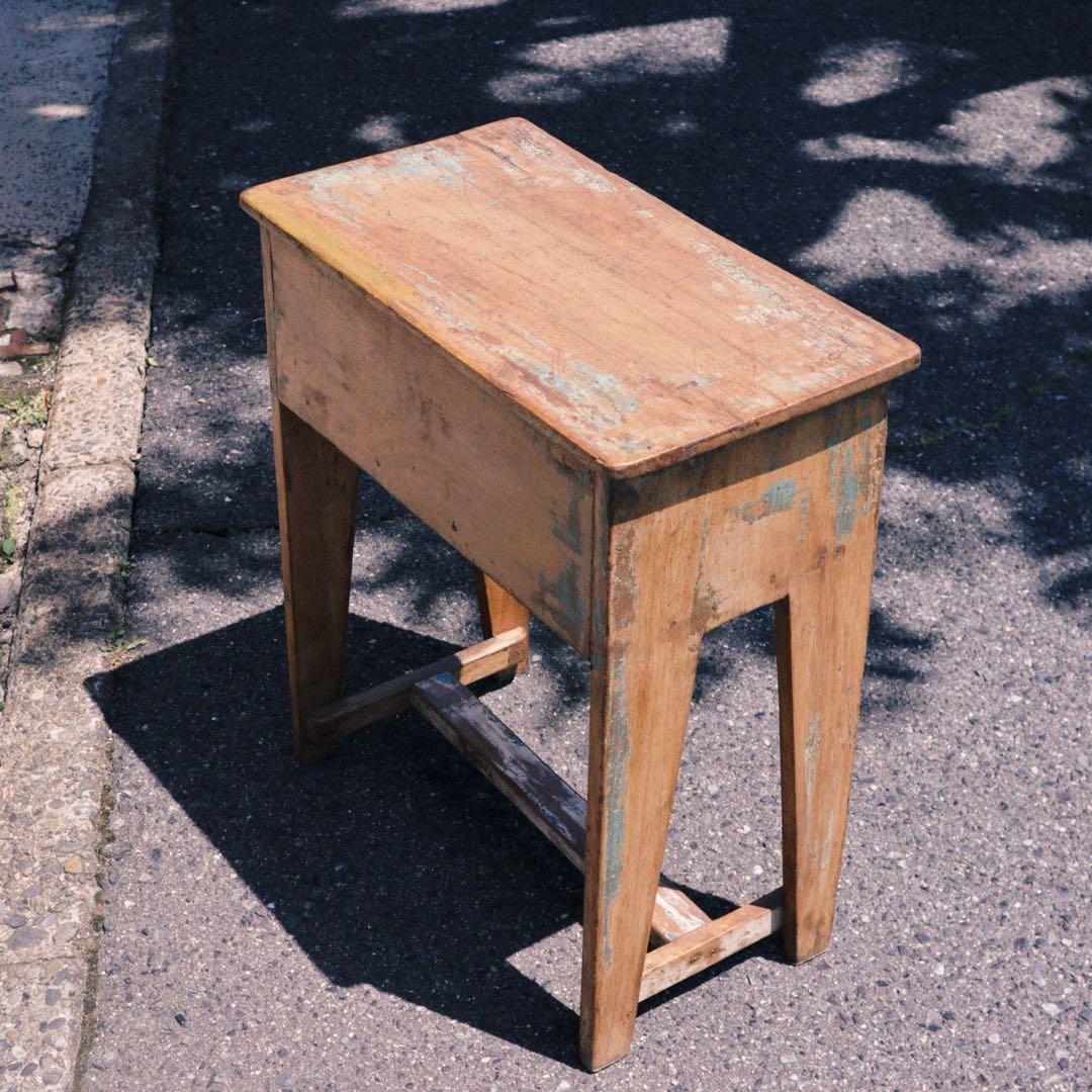 インド製　ビンテージ　木製デスク