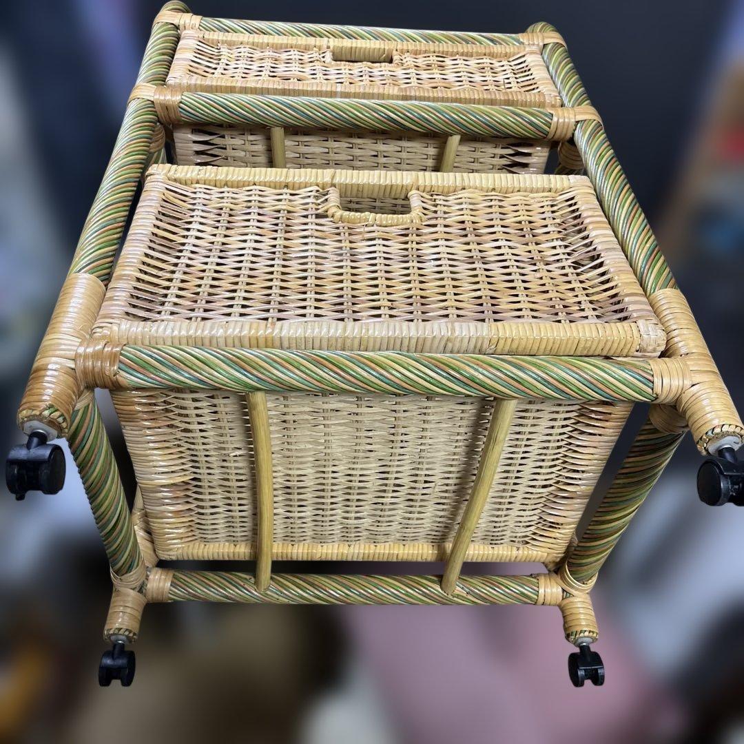 レトロ　ラタン製二段チェスト　ウッドラックキャスター付き