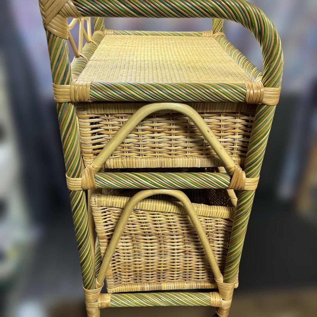 レトロ　ラタン製二段チェスト　ウッドラックキャスター付き