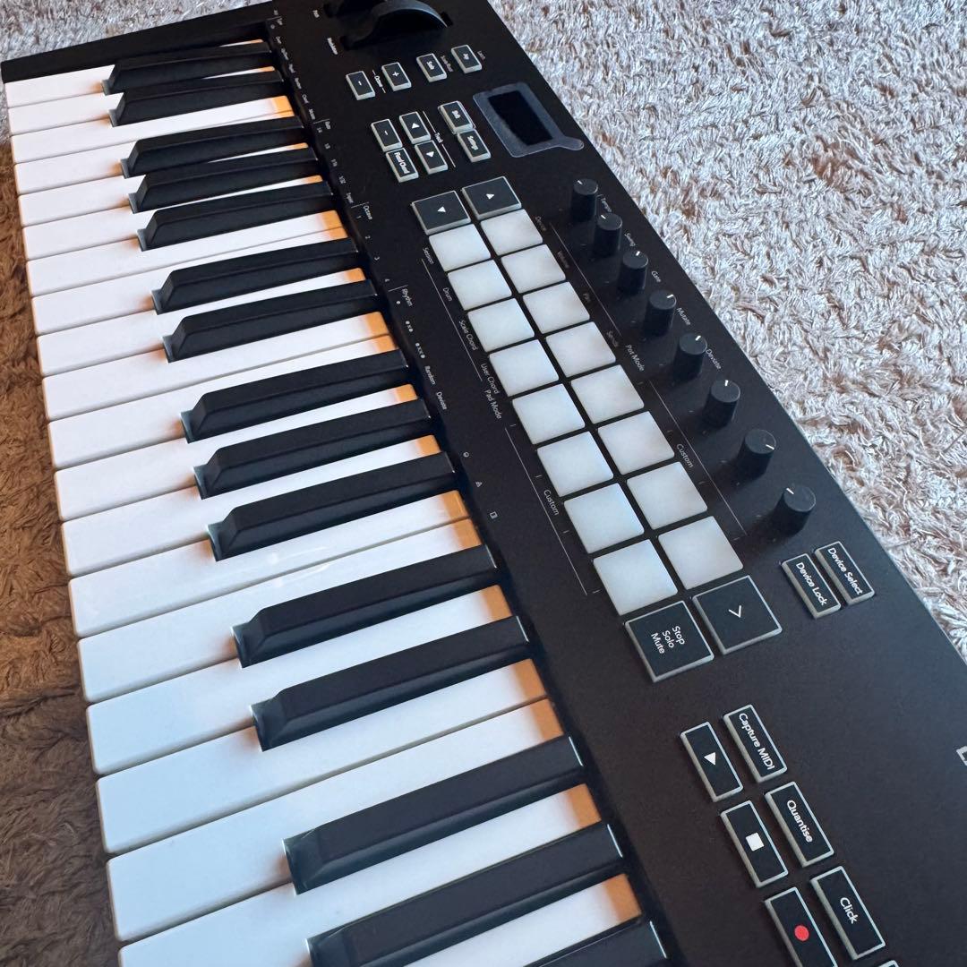 【三連休限定価格】Novation Launchkey 37 MIDIキーボード
