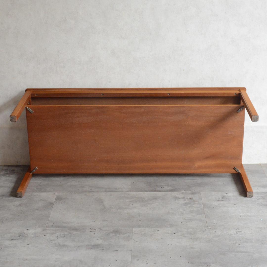 イギリスヴィンテージ チーク ローテーブル コーヒーテーブル 棚付き 再塗装済