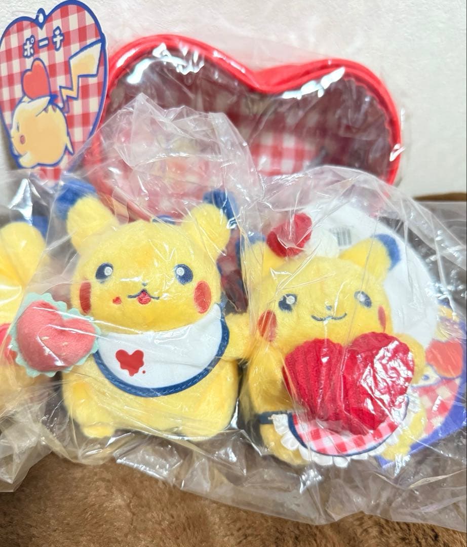 ピカチュウダイナー ハンバーガー マスコット ポーチ ミラー ピカチュウ